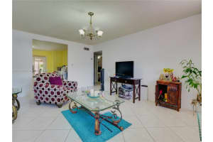 21428 NW 40th Cir Ct a, Miami Gardens, FL 33055, Sold 05/24/22