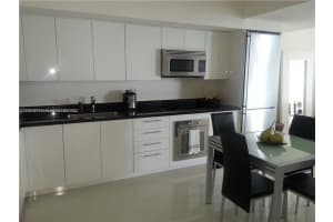 92 SW 3rd St APT 4009, Miami, FL 33130, Sold 03/25/22