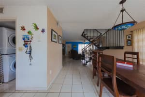 6518 Kendale Lakes Dr APT 810, Miami, FL 33183, Sold 04/11/22
