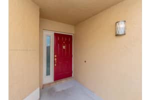 10931 SW 10th St, Pembroke Pines, FL 33025, Sold 04/12/22