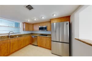 9351 Fontainebleau Blvd APT B408, Miami, FL 33172, Sold 04/28/22