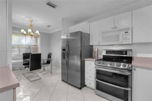8403 NW 40th Ct, Sunrise, FL 33351, Sold 03/24/22