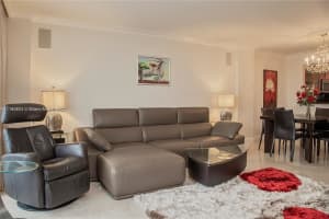 3800 S Ocean Dr APT 904, Hollywood, FL 33019, Sold 03/24/22