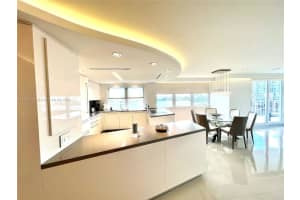 2801 NE 183rd St #717w, Aventura, FL 33160, Sold 04/21/22