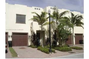 3236 SW 16th Terrace, Fort Lauderdale, FL 33315, Sold 04/21/22