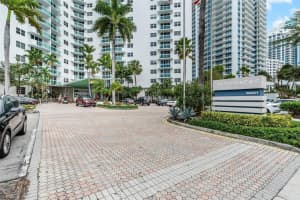 3001 S Ocean Dr APT 1037, Hollywood, FL 33019, Sold 03/22/22