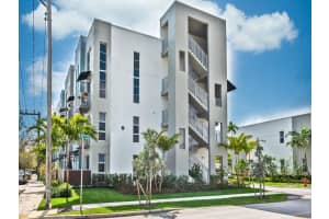 3455 NE 5th Ave Unit 16, Oakland Park, FL 33334, Sold 04/19/22