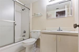 3121 S Ocean Dr APT 211, Hallandale Beach, FL 33009, Sold 03/28/22