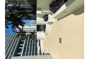 218 SE 14th St APT 2106, Miami, FL 33131, Sold 04/07/22
