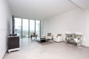 68 SE 6th St Apt 2710, Miami, FL 33131, Sold 06/08/22