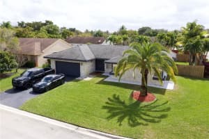 11332 NW 44th St, Coral Springs, FL 33065, Sold 04/13/22