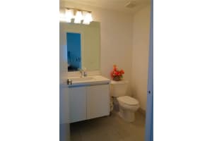 10252 NW 71st Terrace, Doral, FL 33178, Sold 04/19/22