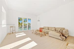 6003 Laguna Path S, Miami Beach, FL 33141, Sold 06/20/22