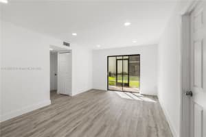 9704 Hammocks Blvd APT 101, Miami, FL 33196, Sold 04/08/22