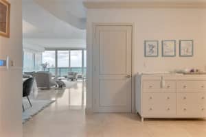 Jade at Brickell Bay, 1331 Brickell Bay Dr #2209, Miami, FL 33131, Sold 07/01/22