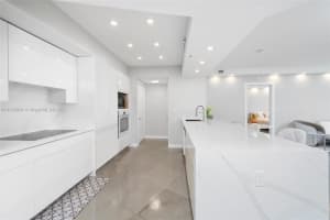 400 Alton Rd APT 1509, Miami Beach, FL 33139, Sold 08/29/22