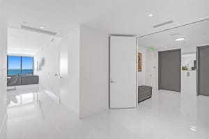 18975 Collins Ave #2303, Sunny Isles Beach, FL 33160, Sold 04/08/22