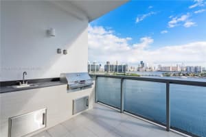 3300 NE 188th St APT 613, Aventura, FL 33180, Sold 07/01/22