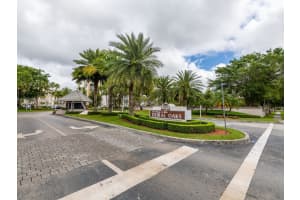 9725 NW 52nd St APT 107, Doral, FL 33178, Sold 04/21/22