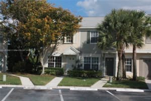 7858 Dixie Beach Cir #7858, Tamarac, FL 33321, Sold 04/27/22