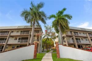 250 Layne Blvd APT 203, Hallandale Beach, FL 33009, Sold 03/25/22