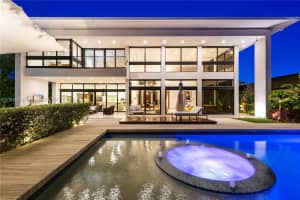 219 Holiday Dr, Hallandale Beach, FL 33009, Sold 04/11/22