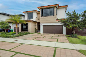 15971 SW 136th Terrace, Miami, FL 33196, Sold 04/06/22