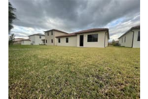 2722 SE 3rd St, Homestead, FL 33033, Sold 04/11/22