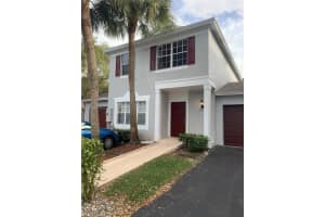 9510 S Vermosa Ln, Tamarac, FL 33321, Sold 04/13/22