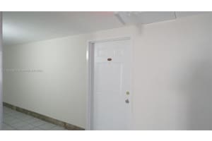 8145 NW 7th St APT 109, Miami, FL 33126, Sold 04/27/22