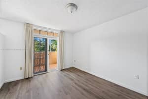 1280 S Alhambra Cir APT 1315, Coral Gables, FL 33146, Sold 04/04/22