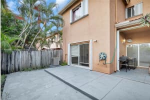 14800 SW 9th Ln, Miami, FL 33194, Sold 03/24/22
