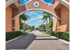 10030 Hammocks Blvd Apt 206-3, Miami, FL 33196, Sold 04/12/22