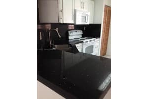 10030 Hammocks Blvd Apt 206-3, Miami, FL 33196, Sold 04/12/22