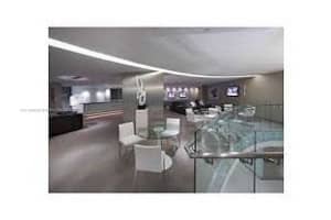 92 SW 3rd St APT 2911, Miami, FL 33130, Sold 09/14/22
