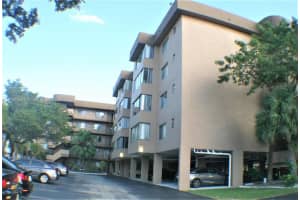 8020 Hampton Blvd APT 305, North Lauderdale, FL 33068, Sold 03/03/22