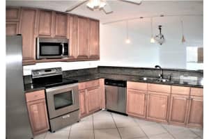 8020 Hampton Blvd APT 305, North Lauderdale, FL 33068, Sold 03/03/22