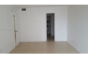 484 NW 165th St a314, Miami, FL 33169, Sold 05/02/22