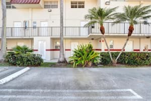 6705 N Kendall Dr APT 303, Pinecrest, FL 33156, Sold 03/16/22