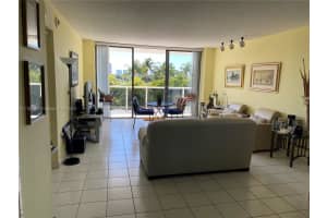 ELDORADO TOWERS, 3625 N Country Club Dr APT 406, Aventura, FL 33180, Sold 06/28/22