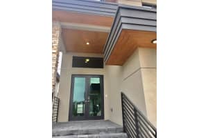 10354 NW 76th Terrace, Doral, FL 33178, Sold 04/22/22