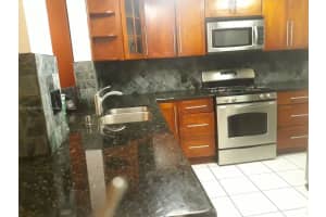 6890 N Kendall Dr APT B101, Pinecrest, FL 33156, Sold 04/05/22