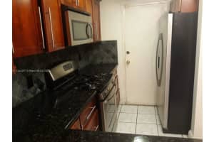 6890 N Kendall Dr APT B101, Pinecrest, FL 33156, Sold 04/05/22