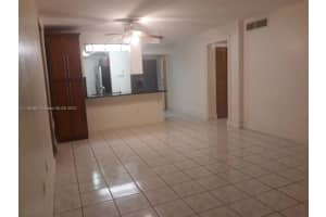 6890 N Kendall Dr APT B101, Pinecrest, FL 33156, Sold 04/05/22
