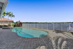 957 Crestview Cir, Weston, FL 33327, Sold 05/02/22