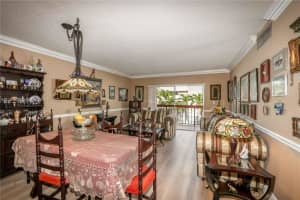 401 NW 72nd Ave 209 d, Miami, FL 33126, Sold 04/21/22