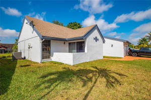2640 Azalea Ave, Miramar, FL 33025, Sold 03/30/22