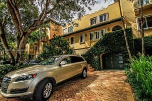 6206 Paradise Point Dr #6206, Palmetto Bay, FL 33157, Sold 06/17/22
