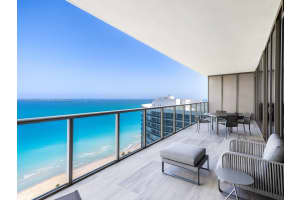 9701 Collins Ave #2302s, Miami Beach, FL 33154, Sold 04/13/22