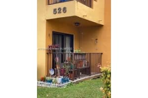 526 NW 114th Ave APT 104, Miami, FL 33172, Sold 04/28/22